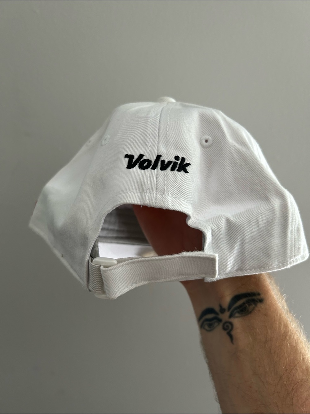 Marvel Iron Man Hat Cap White Volvik Golf Adjustable Strapback Baseball Cotton - Picture 4 of 7